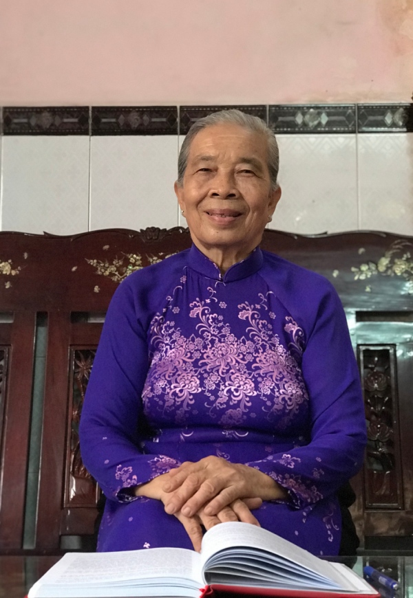Bà Đặng Thị Bông