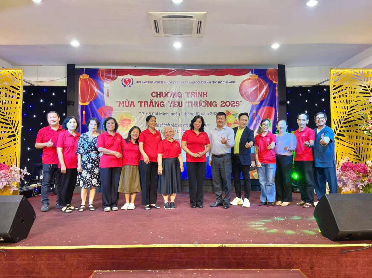 Trung thu ấm áp của hơn 200 trẻ em có hoàn cảnh đặc biệt tại TP.HCM